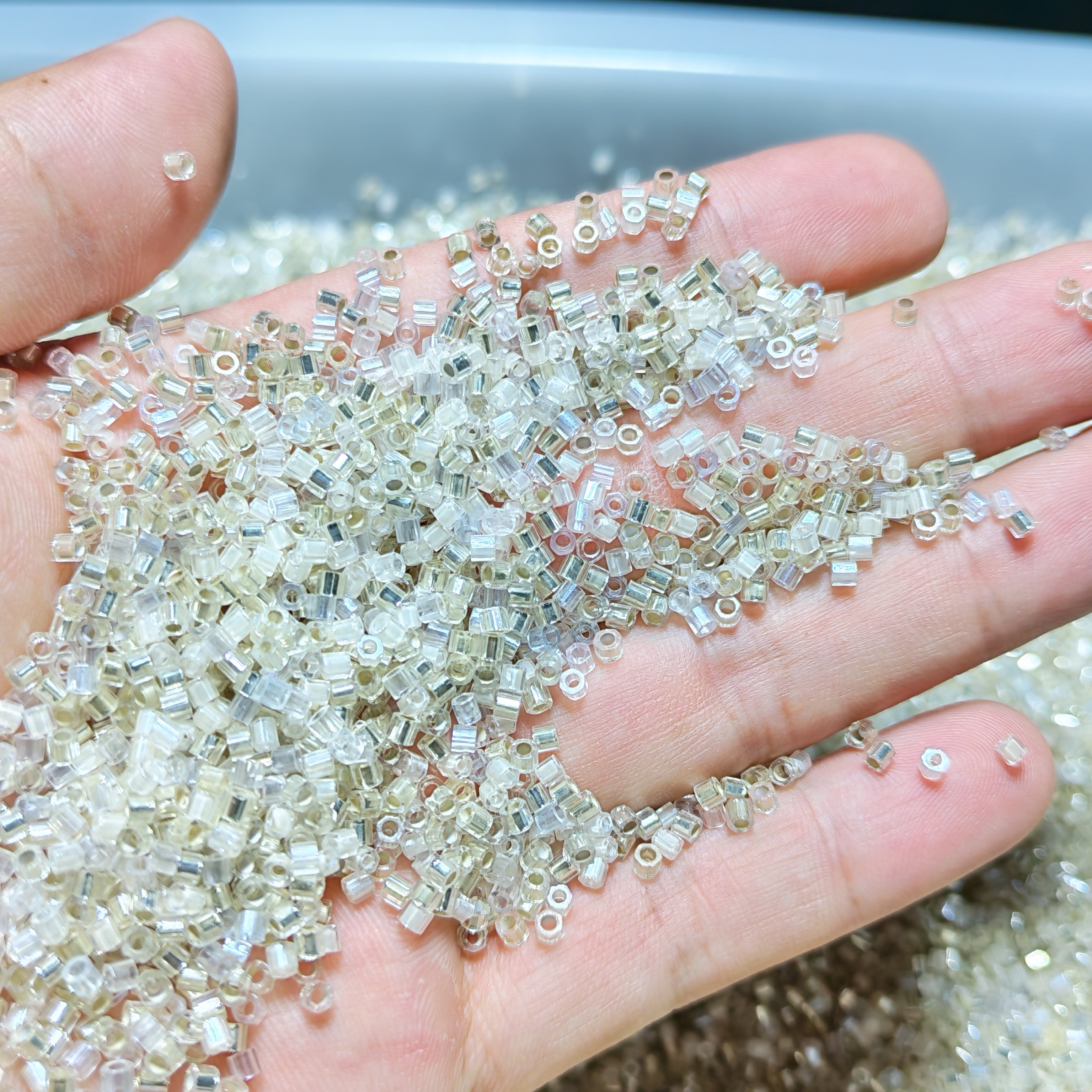 Gold+White Mini Beads-150ml