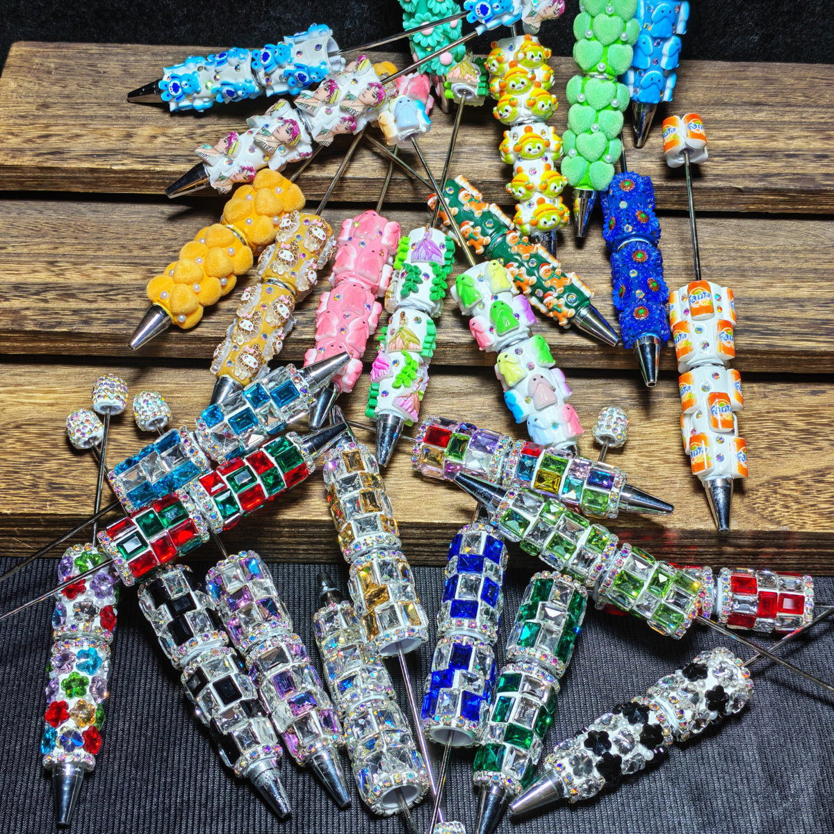Clover+Beady Pens-10Bags+Clover Award+Dice Number Get More Beads